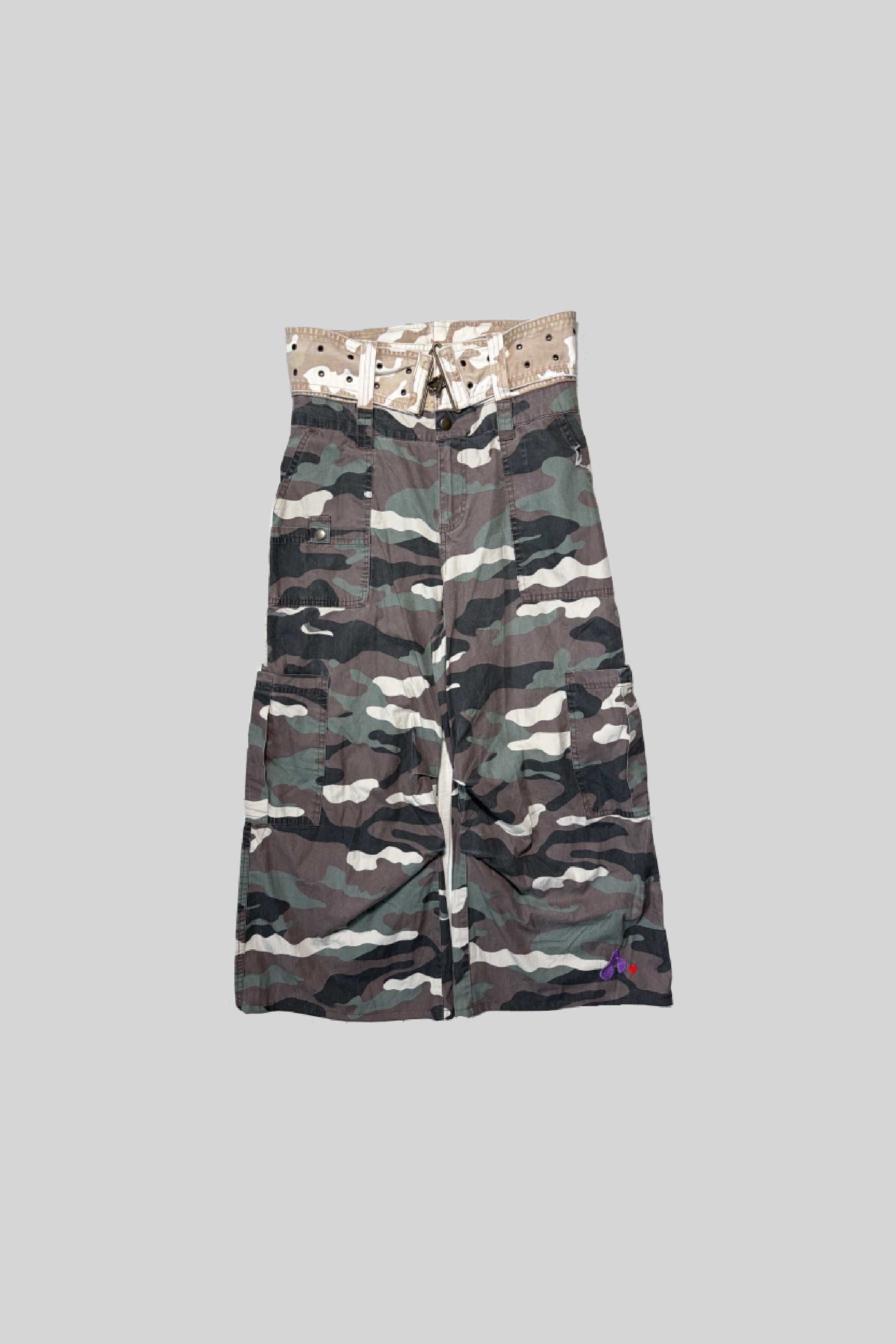 GRRRL DOUBLE WAIST FLARE CAMO PANTS – Awesome Boy